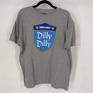 Bud Light Dilly Dilly Graphic Short Sleeve T Shirt Beer Medieval Shield‎ Logo XL